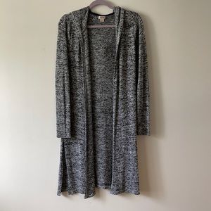 Grey/black cardigan with slits on side & hood